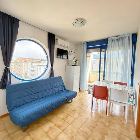 Grazioso N 47 A 100mt Dal Mare Μπιμπιόνε