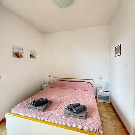 Apartament Grazioso N 47 A 100mt Dal Mare Bibione