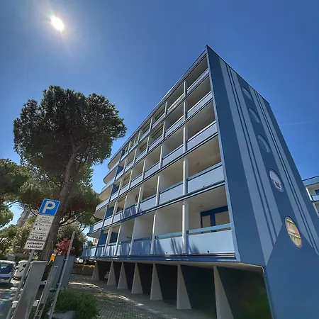 Apartament Grazioso N 47 A 100mt Dal Mare *